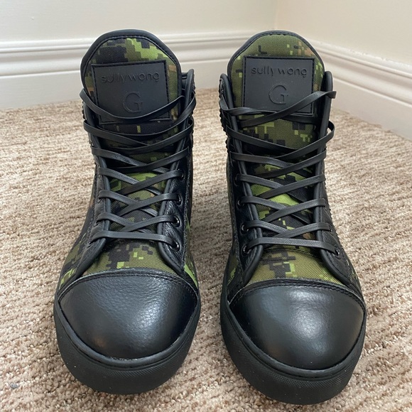 Sully Wong limited Canadian army camo sneakers - Picture 3 of 4